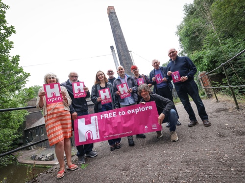 Launch at Etruria